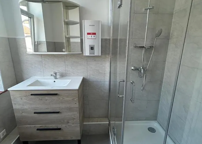 بيت شباب Diana فرملزكيرشن